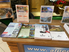 Prospektpräsentation am Alpen-Stand