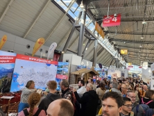 Messestand Urlaub in den Alpen
