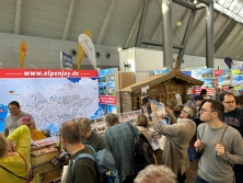 Messestand Urlaub in den Alpen