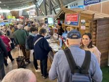 Messestand Urlaub in den Alpen