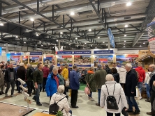 Messestand Urlaub in den Alpen auf der Reisemesse in Dresden