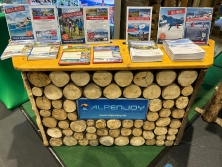 Prospektpräsentation Urlaub in den Alpen