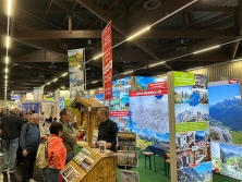 Messestand Urlaub in den Alpen