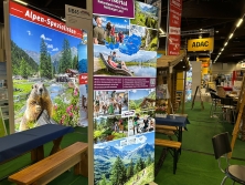 Exklusiver Counter Raurisertal mit Messewand