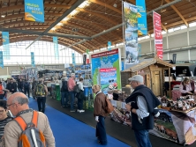 Messestand Urlaub in den Alpen und Urlaub in Deutschland