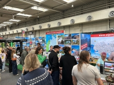 Messestand Urlaub in Deutschland und Urlaub in den Alpen Messestand Urlaub in Deutschland und Urlaub in den Alpen