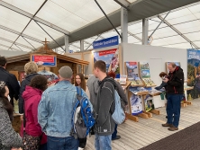 Glücksrad mit Gutscheinaktion am Alpen-Messestand