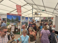 Messestand Urlaub in den Alpen