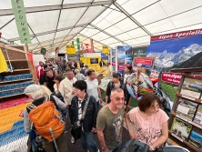 Messestand Urlaub in den Alpen auf dem Mannheimer Maimarkt