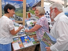 Prospektpräsentation Urlaub in den Alpen