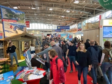 Messestand Urlaub in den Alpen