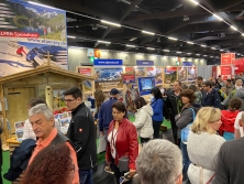 Messestand Urlaub in den Alpen auf der Freizeit Messe in Nürnberg 2023