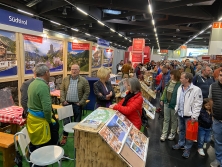 Messestand Urlaub in den Alpen