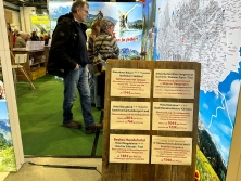 Angebote am Messestand Urlaub in den Alpen