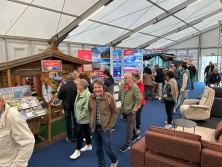Messestand Urlaub in den Alpen