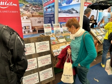 Angebote am Messestand Urlaub in den Alpen