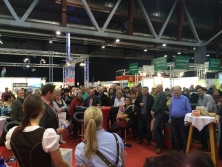 Gewinnspiel-Verlosung am Messestand