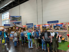 Messestand Urlaub in den Alpen